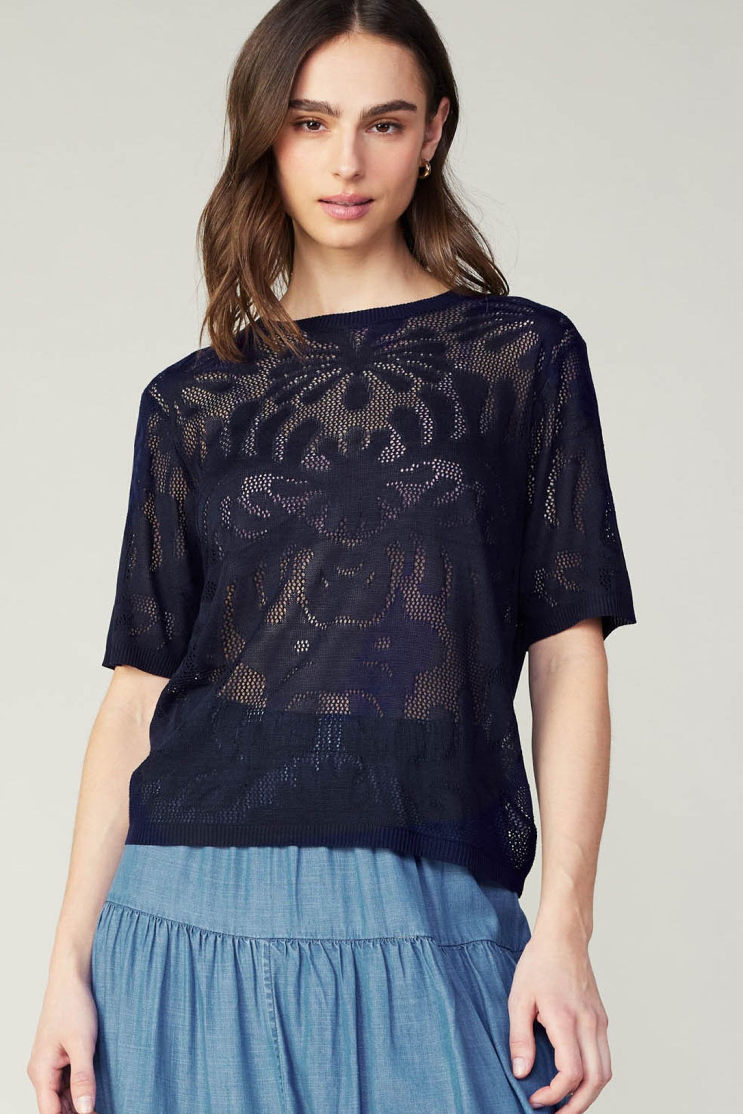 SHORT SLEEVE CREW NECK CROCHET - Devine 23