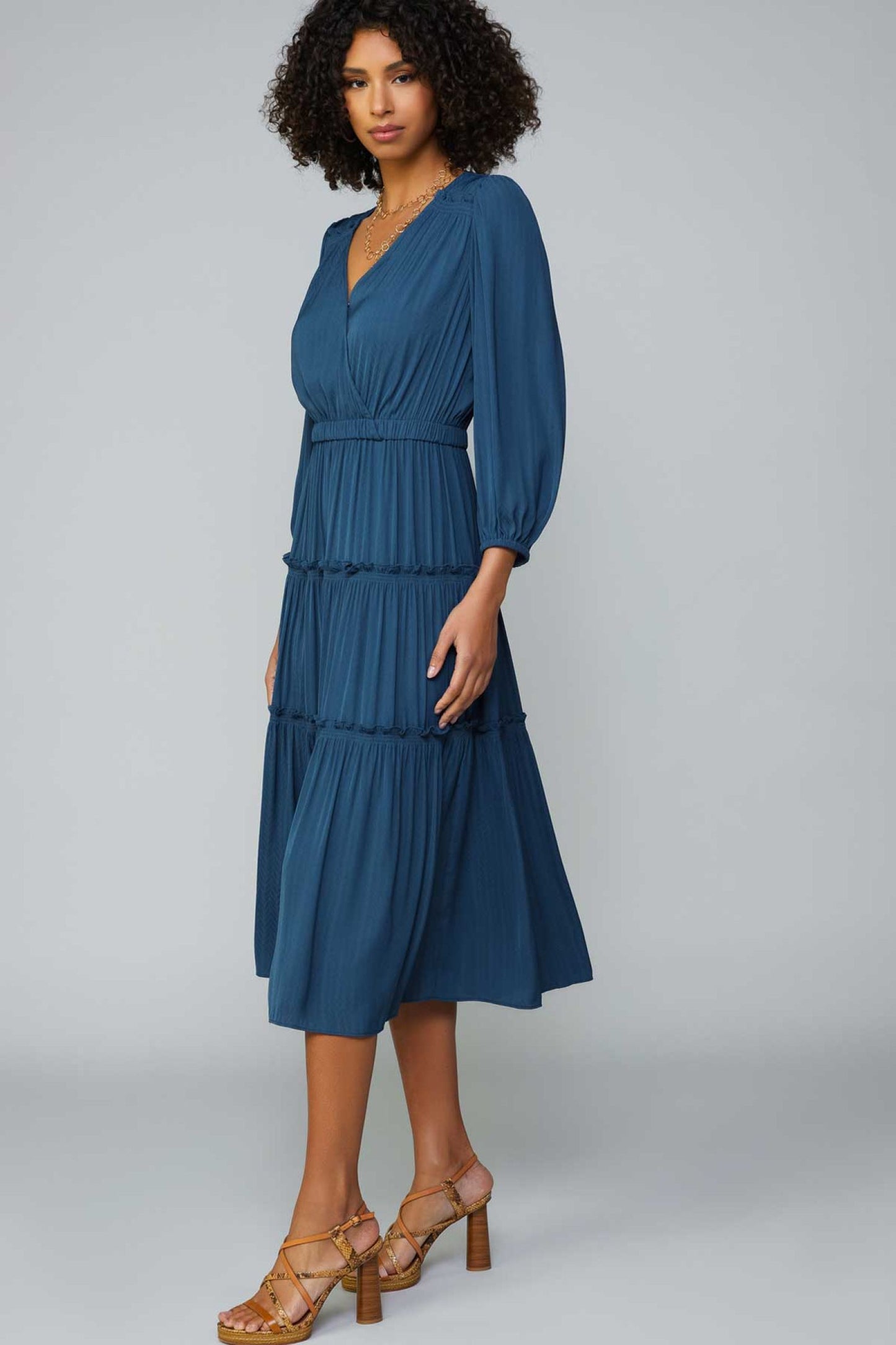 CURRENT AIR LONG SLEEVE TIERED MIDI DRESS - Devine 23