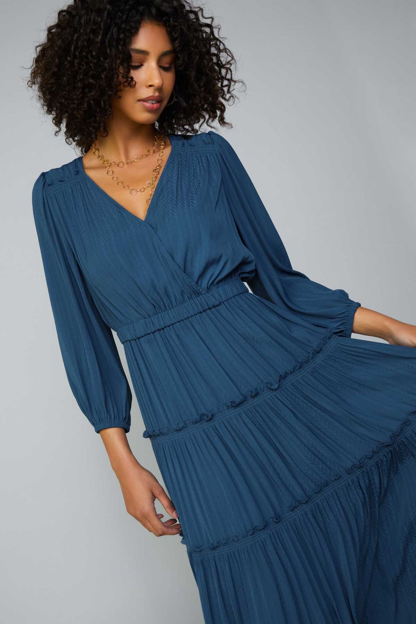 CURRENT AIR LONG SLEEVE TIERED MIDI DRESS - Devine 23