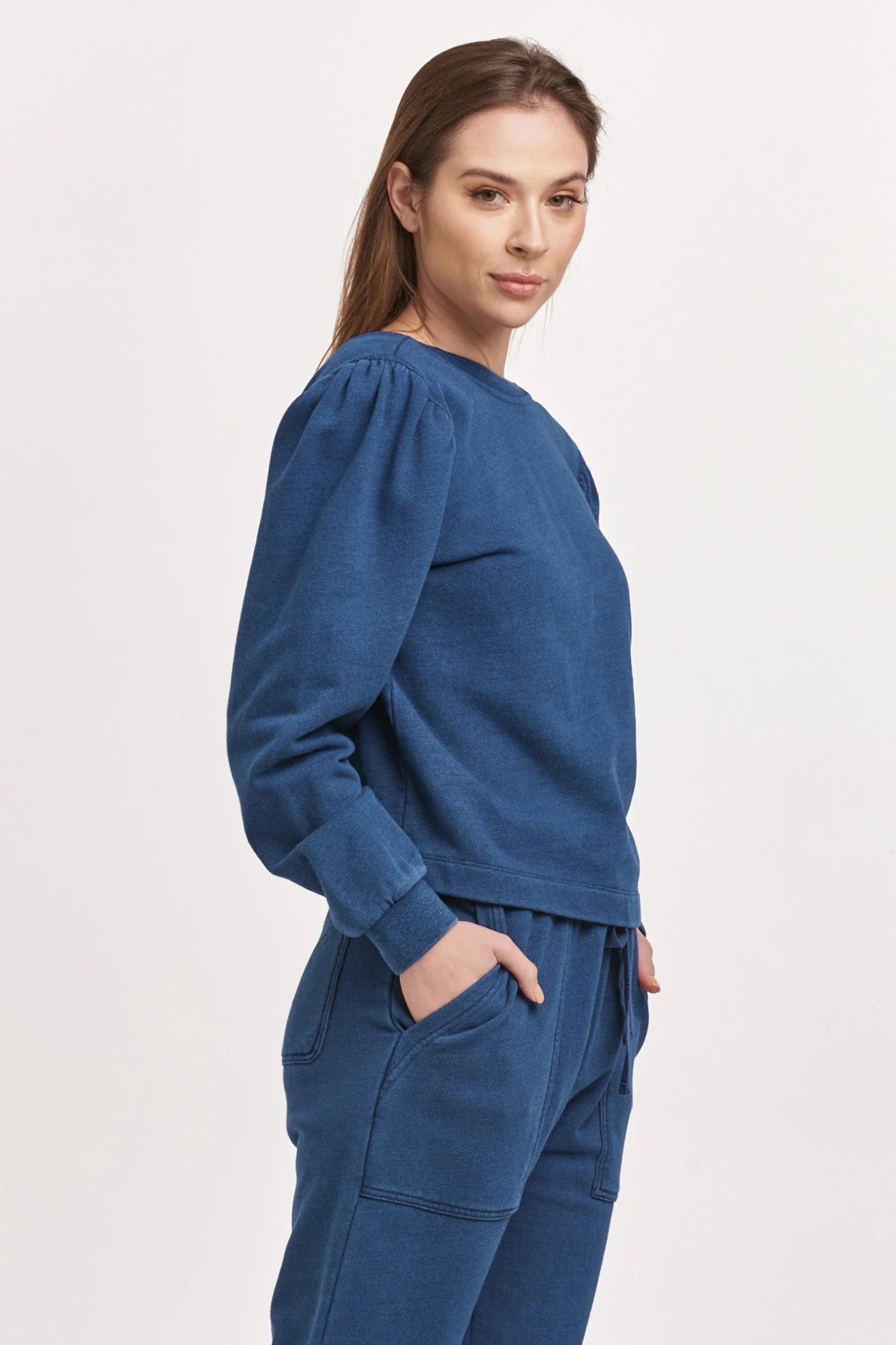 DEAR JOHN SCOOP BACK SWEATSHIRT - Devine 23