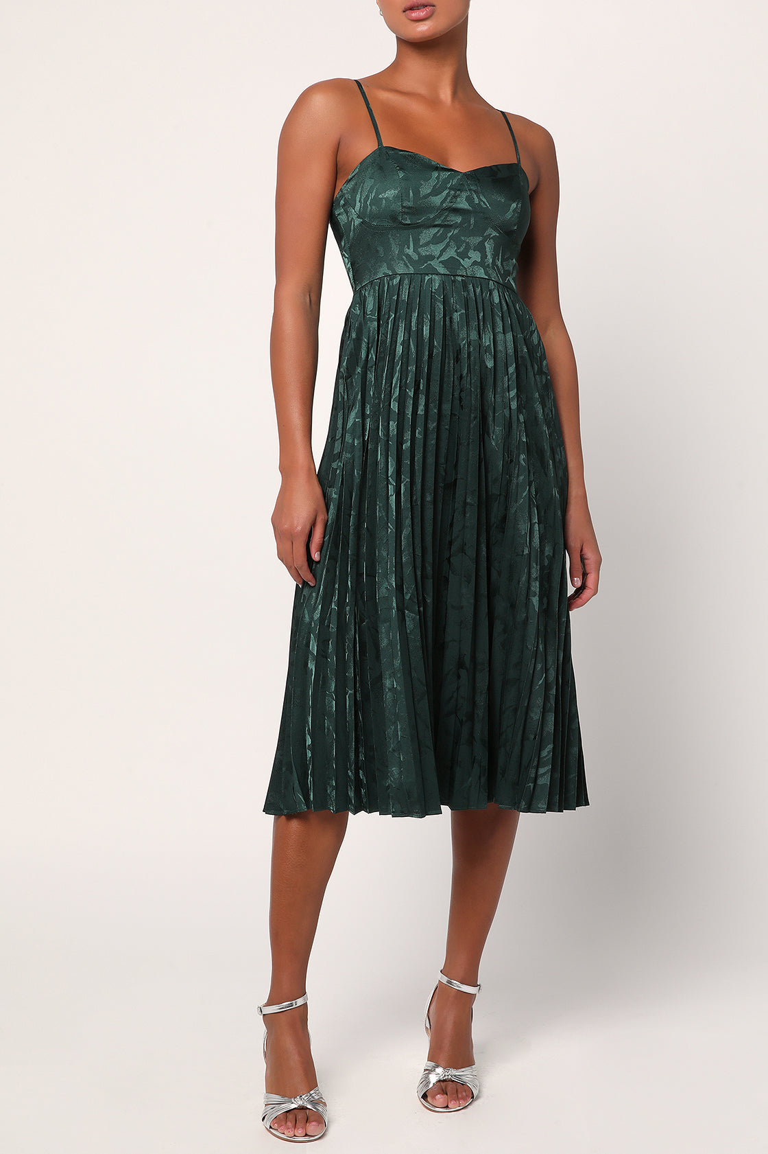 LULUS CHIC SENSIBILITY SATIN JACQUARD PLEATED MIDI DRESS - Devine 23
