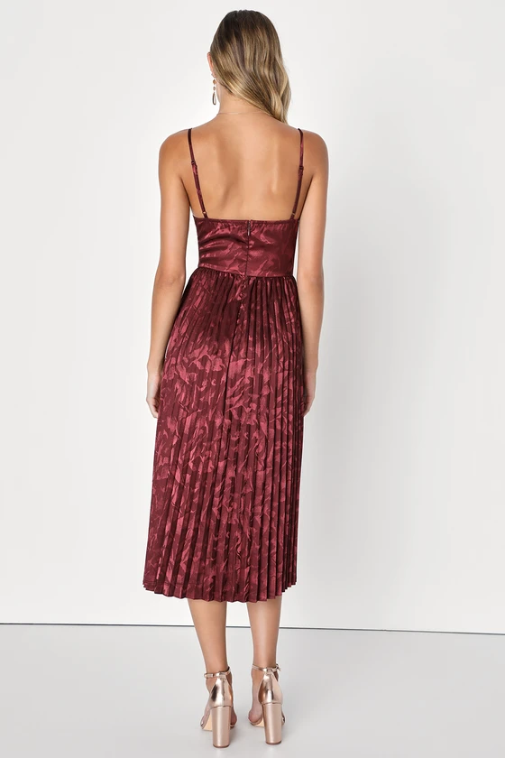 LULUS CHIC SENSIBILITY SATIN JACQUARD PLEATED MIDI DRESS - Devine 23