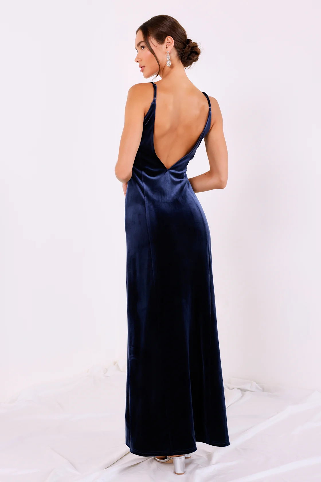 LULUS PROMISE OF FOREVER NAVY BLUE VELVET COLUMN MAXI DRESS - Devine 23