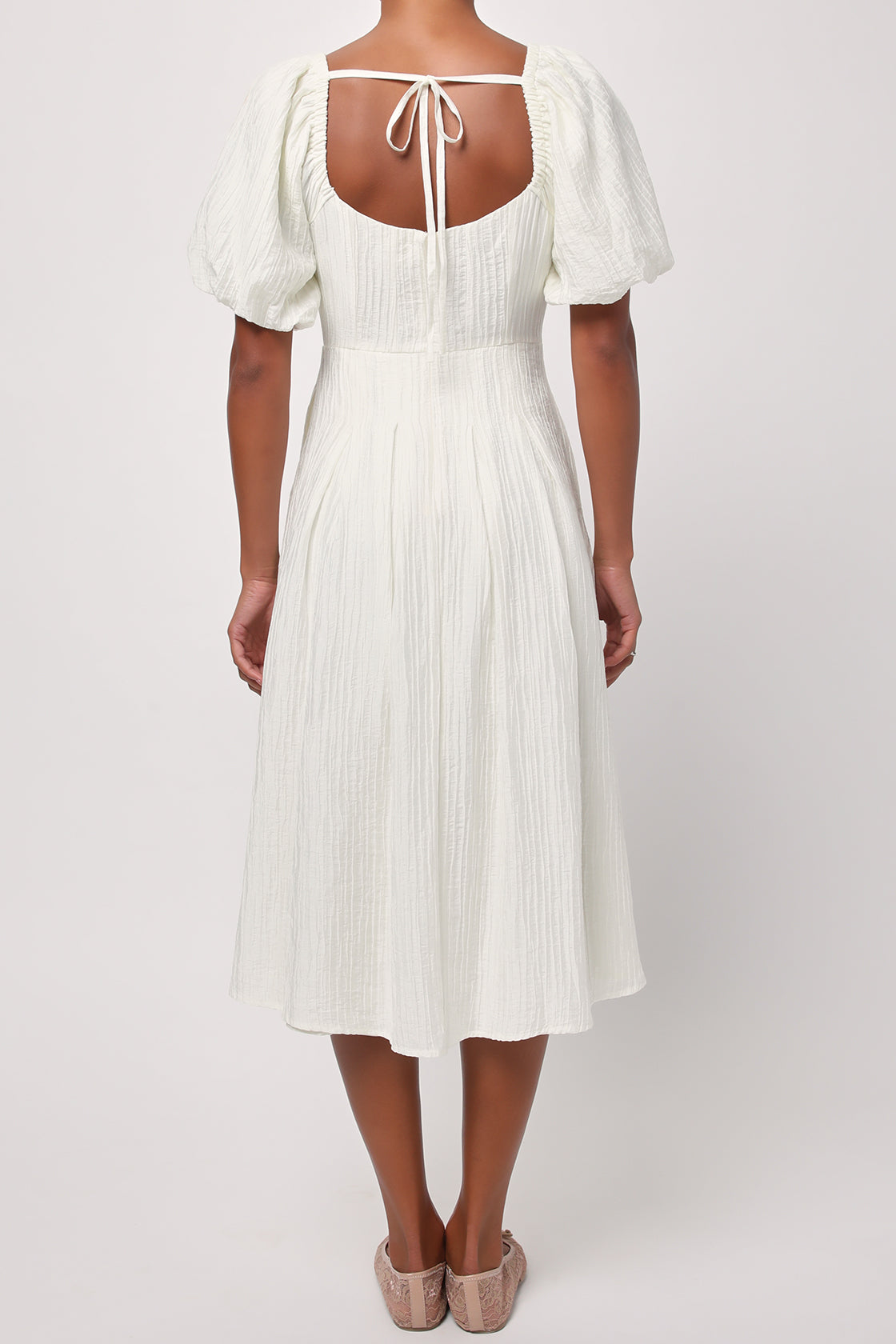 LULUS MELODY PUFF SLEEVE MIDI DRESS - Devine 23