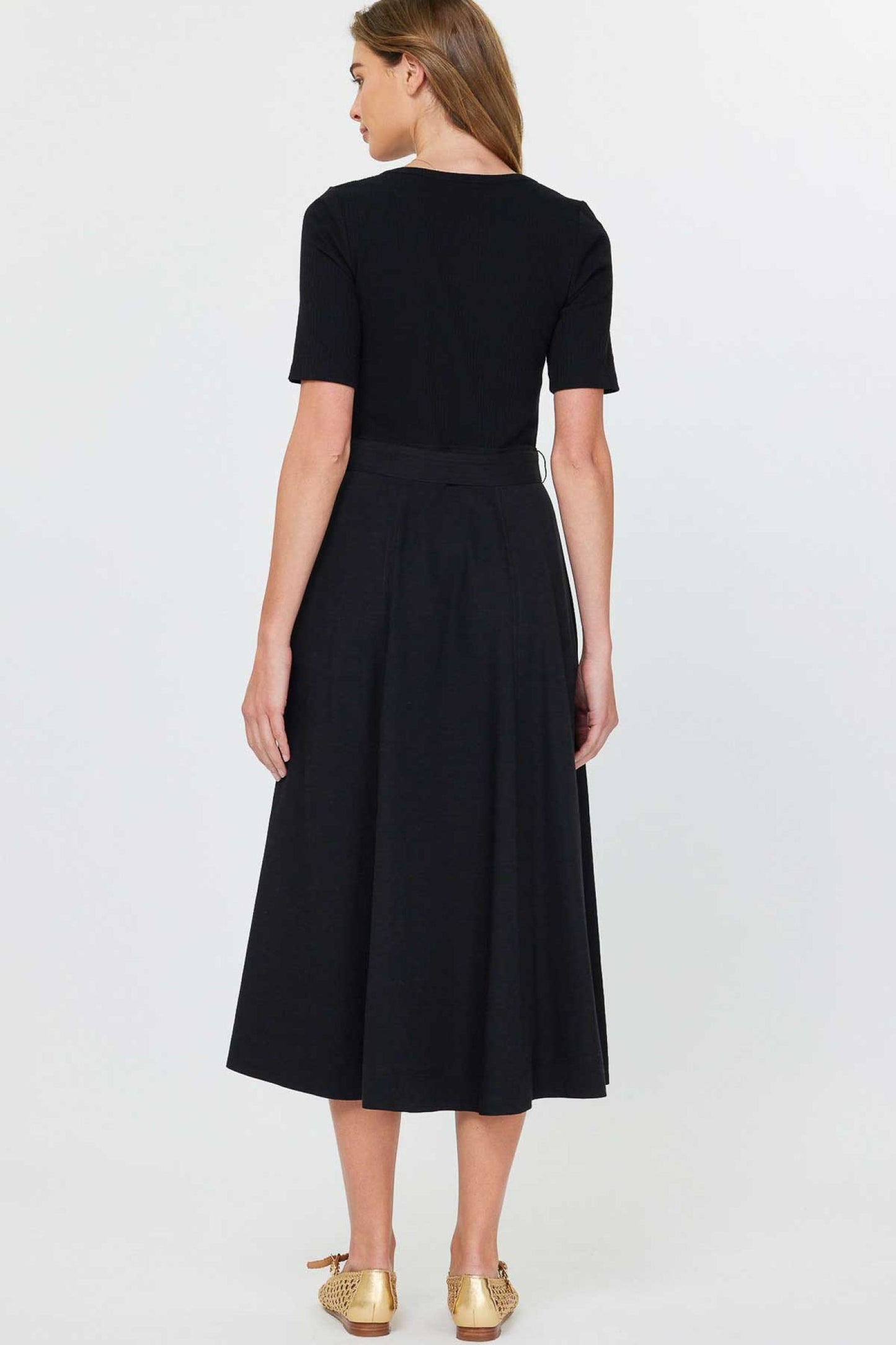 Current Air V-Neck Drees with Ribbed Knit Top With Short Sleeves - Devine 23