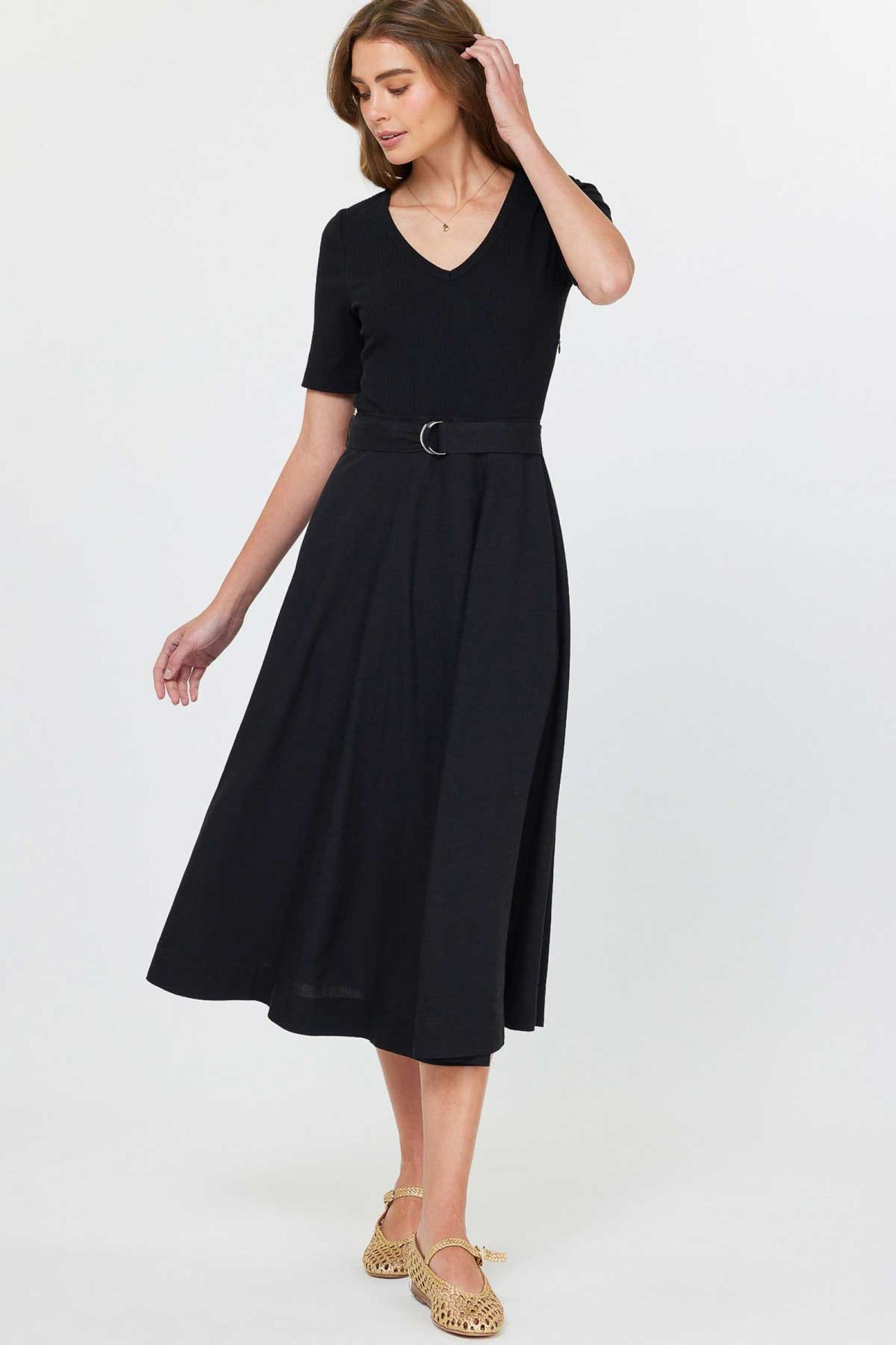 Current Air V-Neck Drees with Ribbed Knit Top With Short Sleeves - Devine 23
