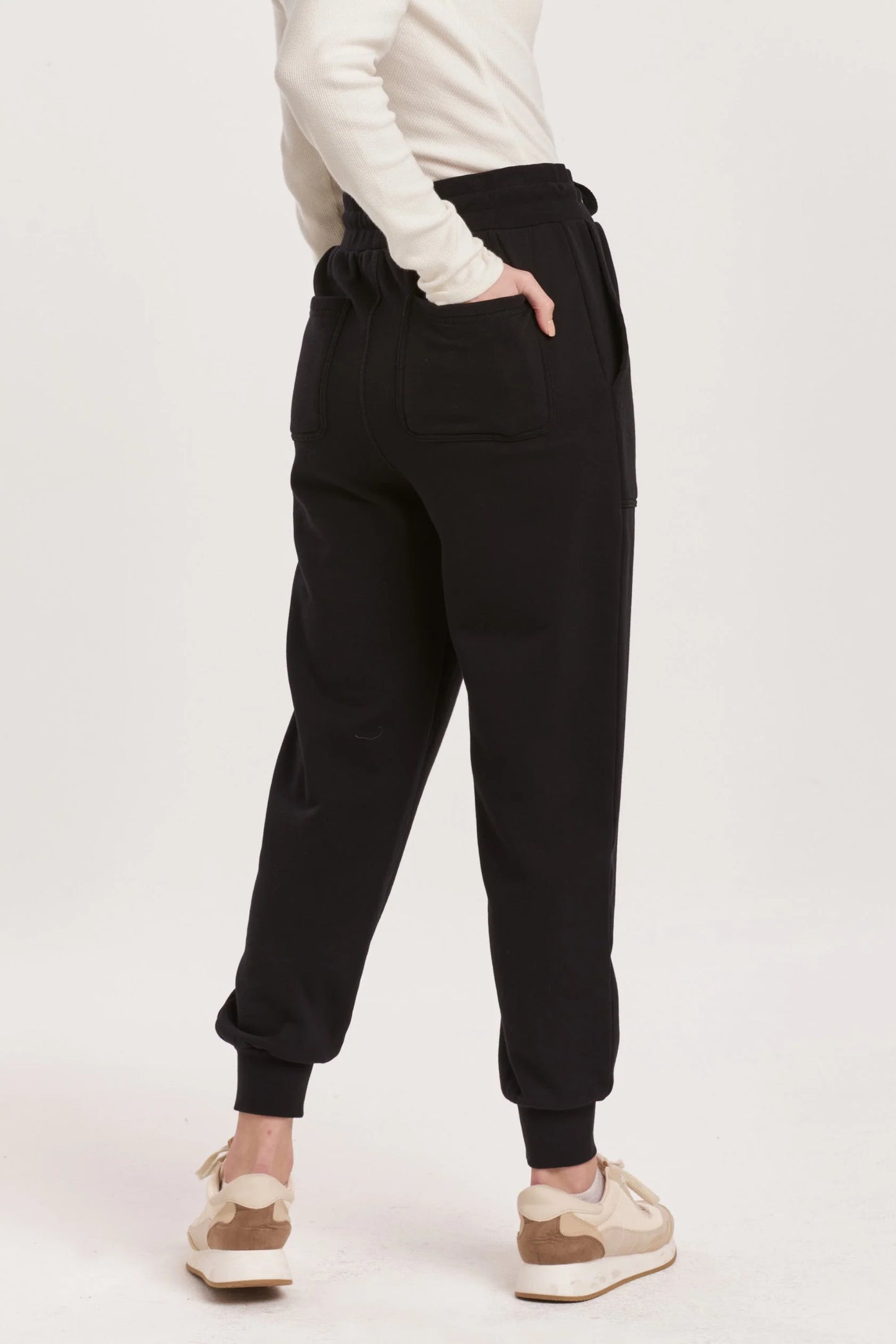 DEAR JOHN HIGH RISE ANKLE JOGGER PANTS - Devine 23