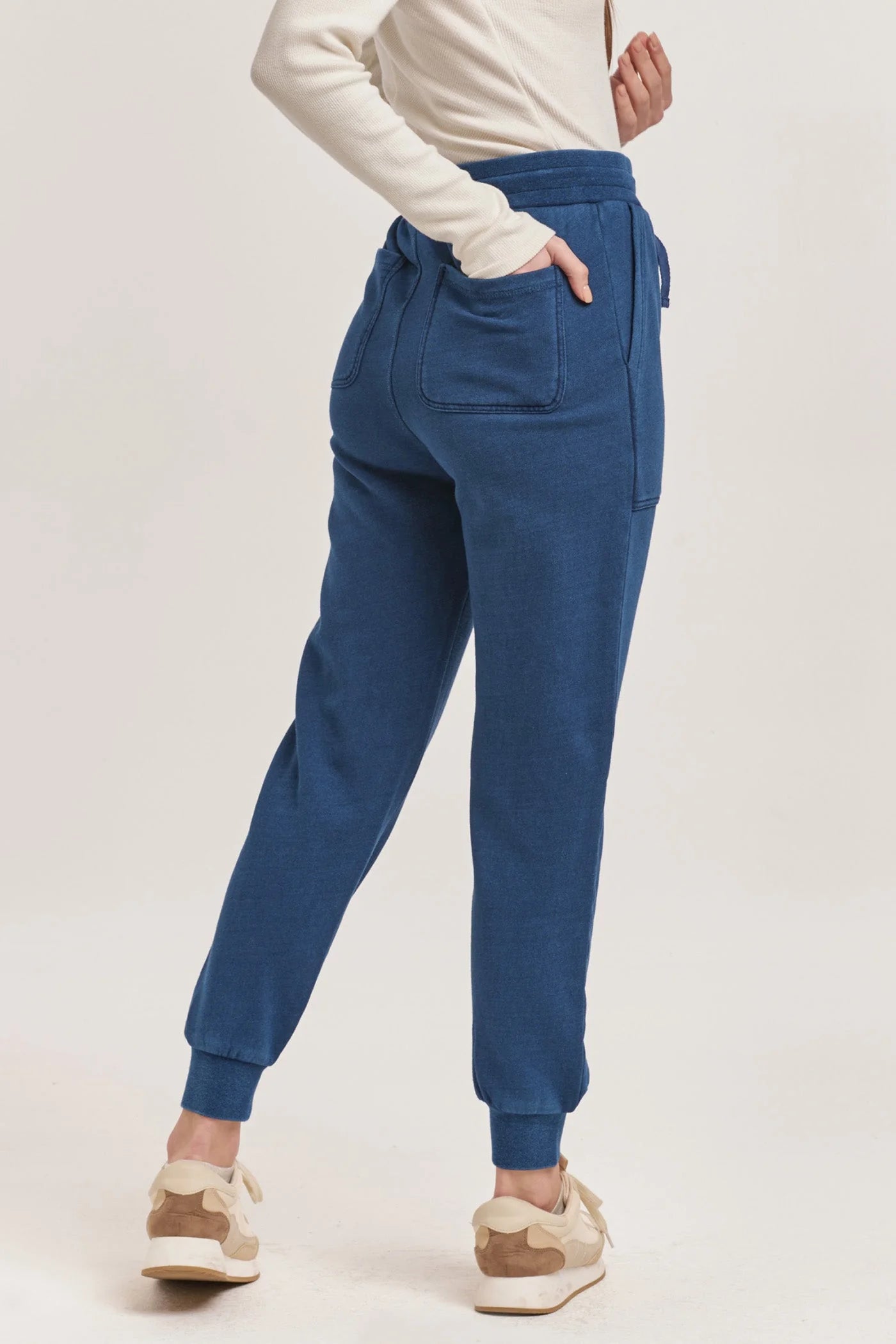 DEAR JOHN HIGH RISE ANKLE JOGGER PANTS - Devine 23