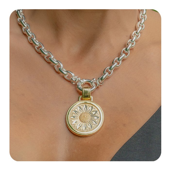 Lola Gold Sunflower Pendant - Devine 23